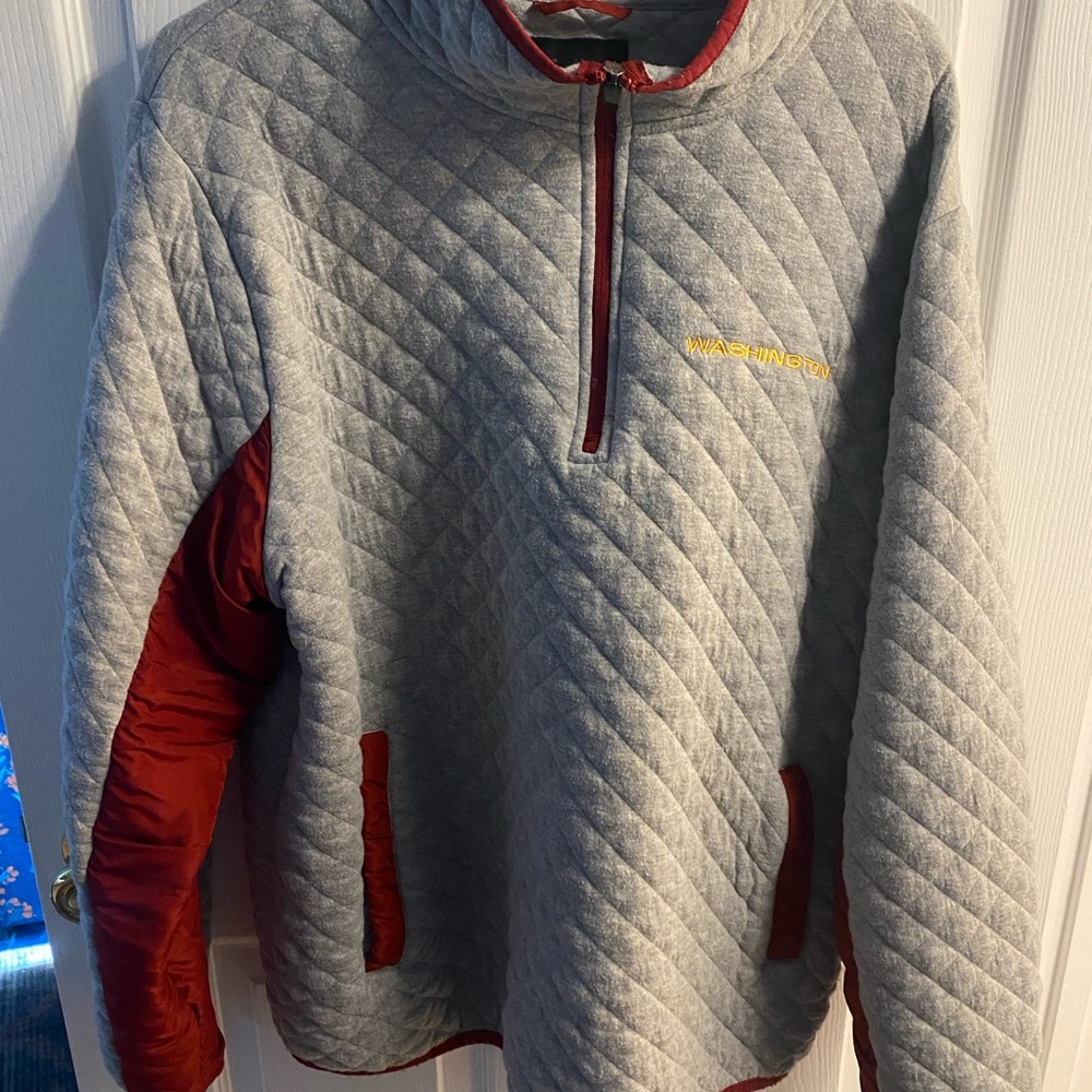 NFL Washington Football Team Gray and Red Quilted Puffer Jacket with High Collar